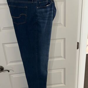 Levi's Women's Dark Blue Straight Leg Jeans